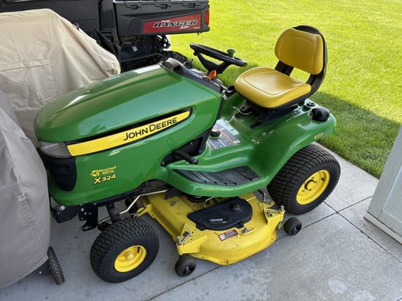 Image of John Deere X324 Primary image