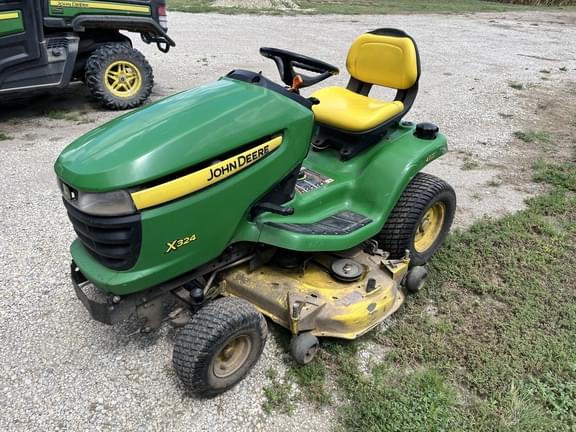Image of John Deere X324 Primary image