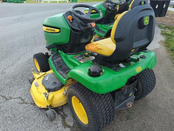 Image of John Deere X340 equipment image 1