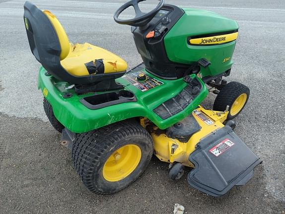 Image of John Deere X340 equipment image 3