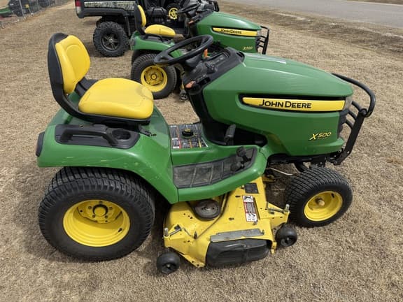 Image of John Deere X500 equipment image 1