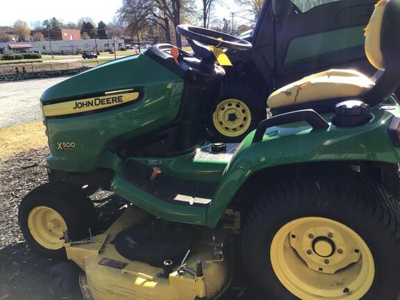 Image of John Deere X500 equipment image 3