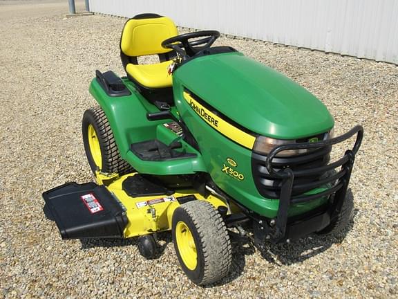 Image of John Deere X500 equipment image 3