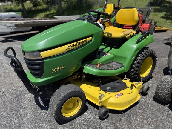2010 John Deere X530 Equipment Image0