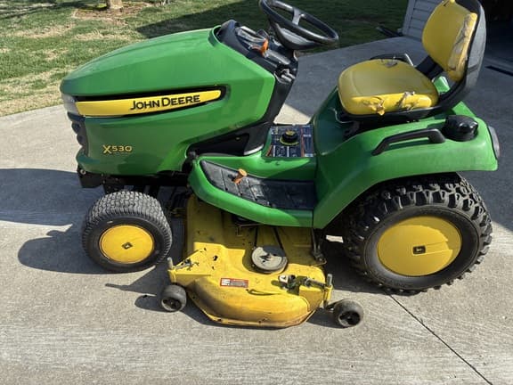 Image of John Deere X530 equipment image 1