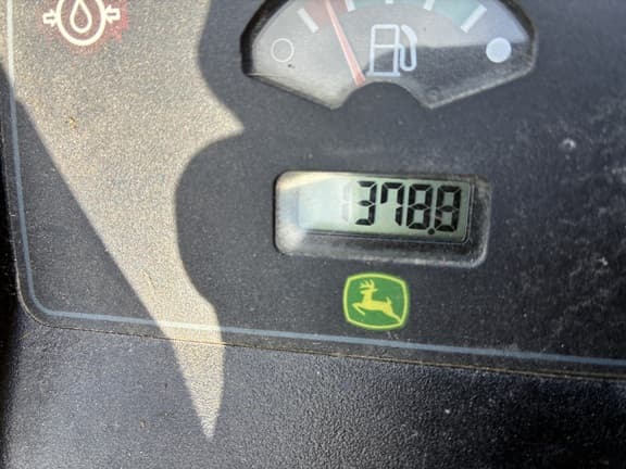 Image of John Deere X530 equipment image 3