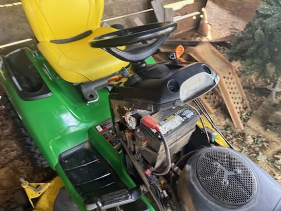 Image of John Deere X530 equipment image 3