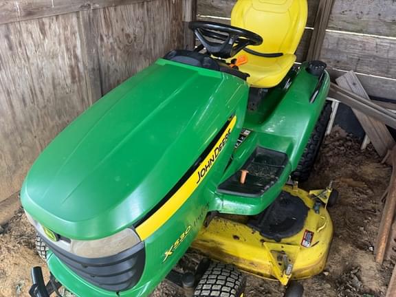 Image of John Deere X530 equipment image 1