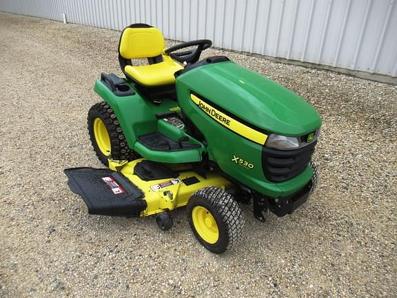 Image of John Deere X530 equipment image 2