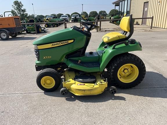 Image of John Deere X530 equipment image 4