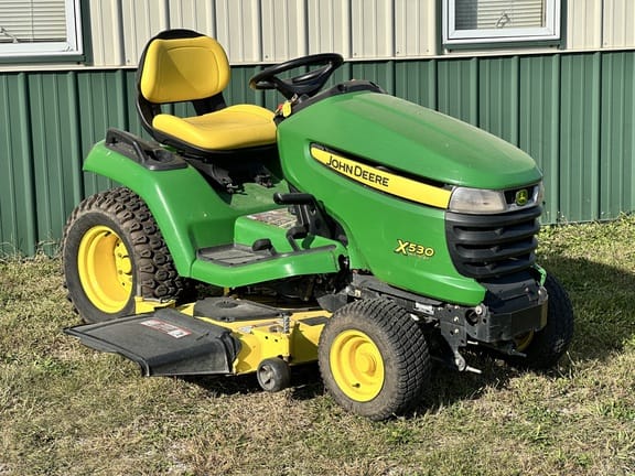 Main image John Deere X530