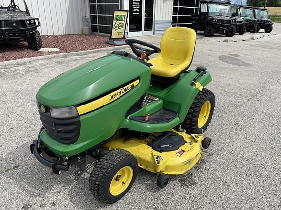 Image of John Deere X530 equipment image 1