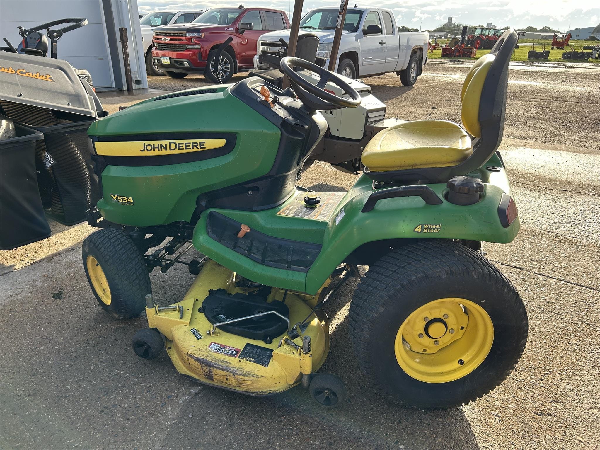 Main image John Deere X534