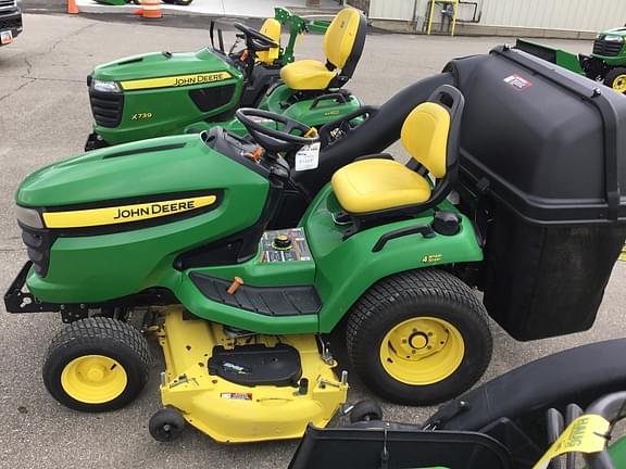 Image of John Deere X534 equipment image 2