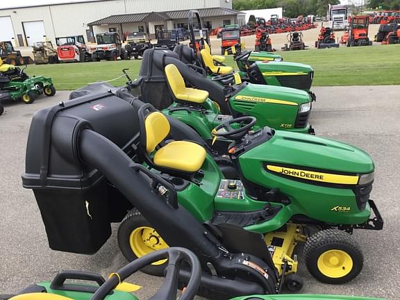 Image of John Deere X534 equipment image 3