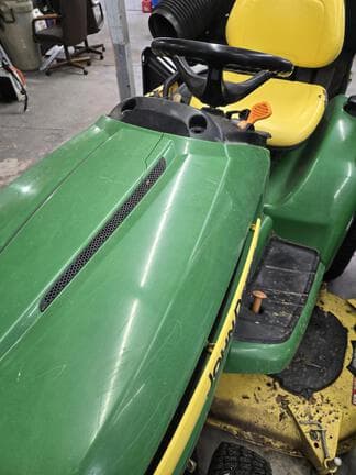 Image of John Deere X534 equipment image 2