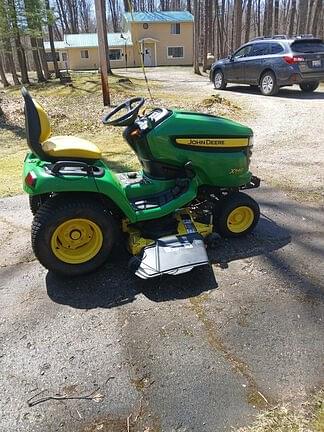 Image of John Deere X540 equipment image 1