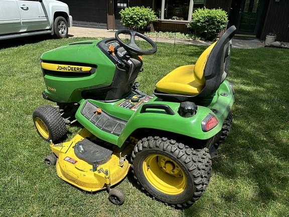 Image of John Deere X540 equipment image 3