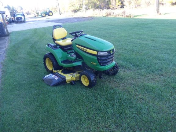 2010 John Deere X540 Equipment Image0