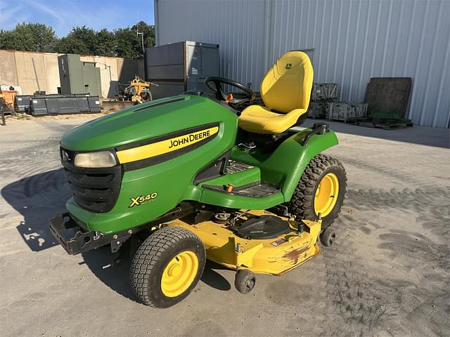 Image of John Deere X540 equipment image 2