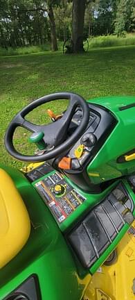 Image of John Deere X540 equipment image 3