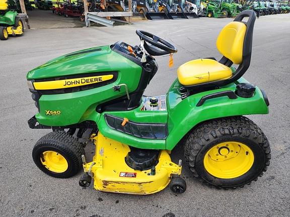 Image of John Deere X540 equipment image 4