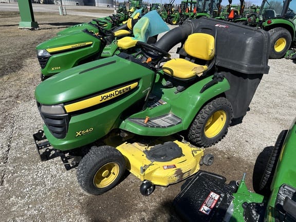 Main image John Deere X540