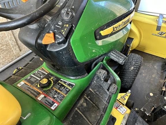 Image of John Deere X540 equipment image 3