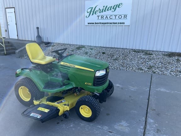 Image of John Deere X720 Primary image
