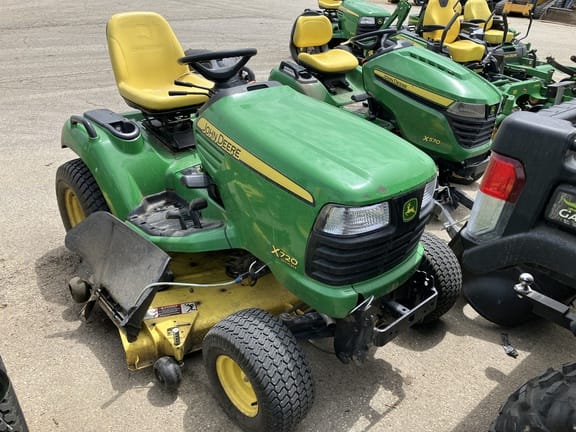 2010 John Deere X720 Equipment Image0
