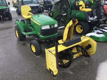 Main image John Deere X724