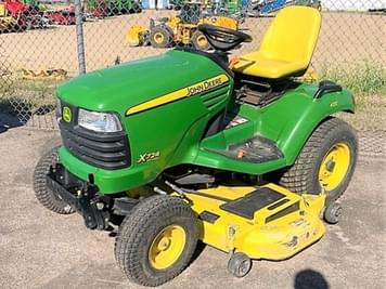 Main image John Deere X724