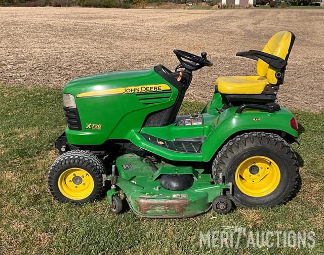 Image of John Deere X728 equipment image 1