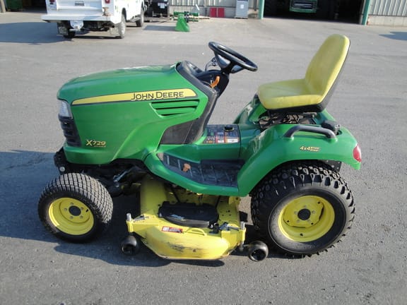 Main image John Deere X729
