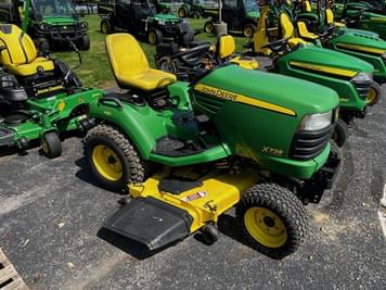 Main image John Deere X729
