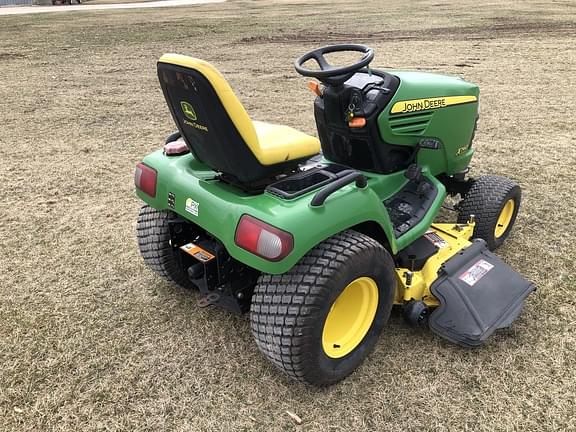 Image of John Deere X740 equipment image 4