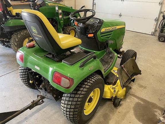 Image of John Deere X744 equipment image 2