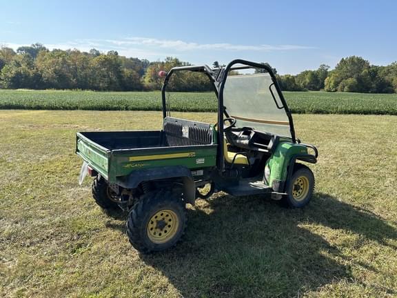 Image of John Deere Gator XUV 620i equipment image 2