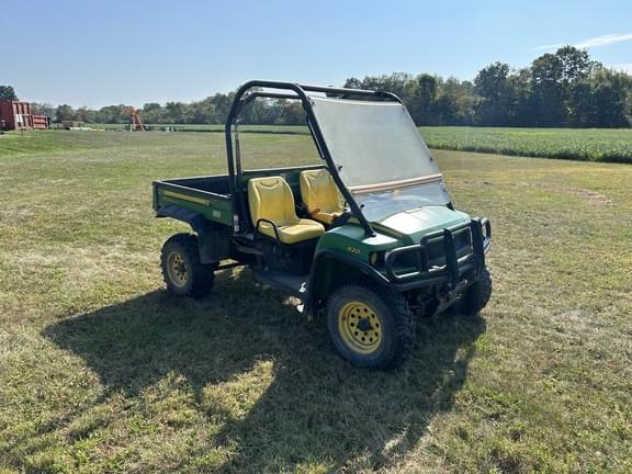 Image of John Deere Gator XUV 620i equipment image 3