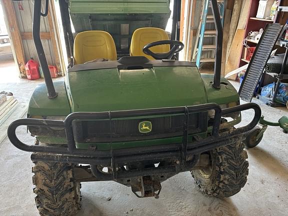 Image of John Deere Gator XUV 620i equipment image 1