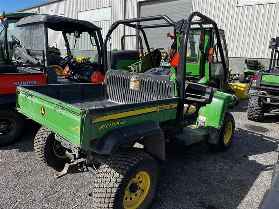 Image of John Deere Gator XUV 620i equipment image 2