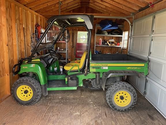 Image of John Deere Gator XUV 620i equipment image 1