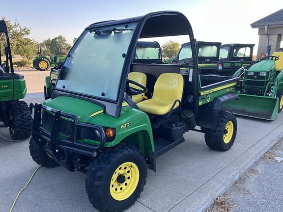 Image of John Deere Gator XUV 620i equipment image 1