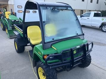Main image John Deere Gator XUV 620i