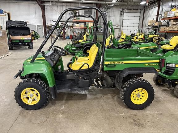 Image of John Deere Gator XUV 620i equipment image 2