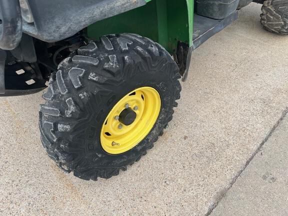 Image of John Deere Gator XUV 825i equipment image 3