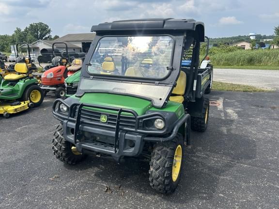 Image of John Deere Gator XUV 825i equipment image 1
