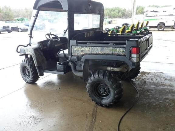 Image of John Deere Gator XUV 825i equipment image 1