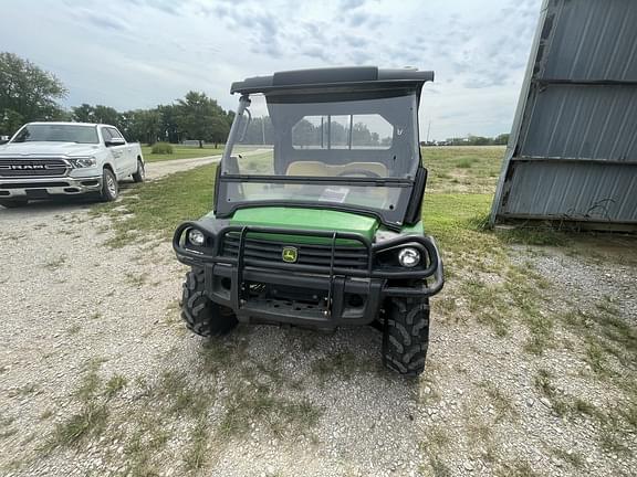 Image of John Deere Gator XUV 825i equipment image 1