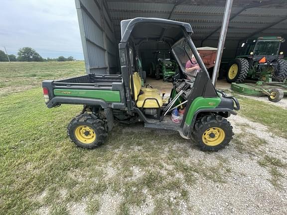 Image of John Deere Gator XUV 825i equipment image 3